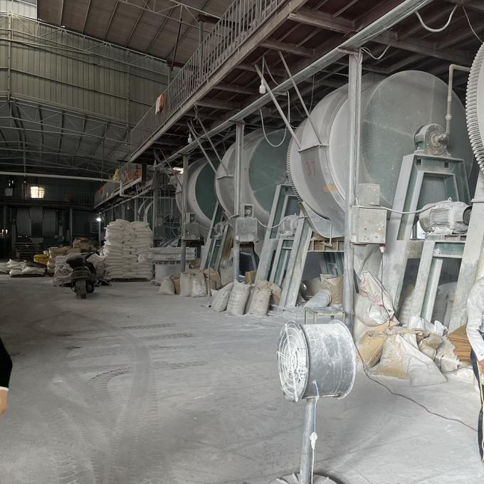 신선한 생산 날짜 유레아 포름알데히드 폼플러더 20톤 컨테이너 1