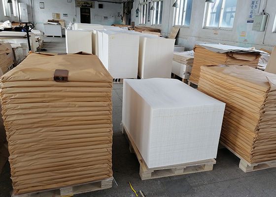 좋은 가격 40gsm 45gsm 하얀 인쇄된 49081000장 멜라민 문양 붙임 원 종이 온라인으로